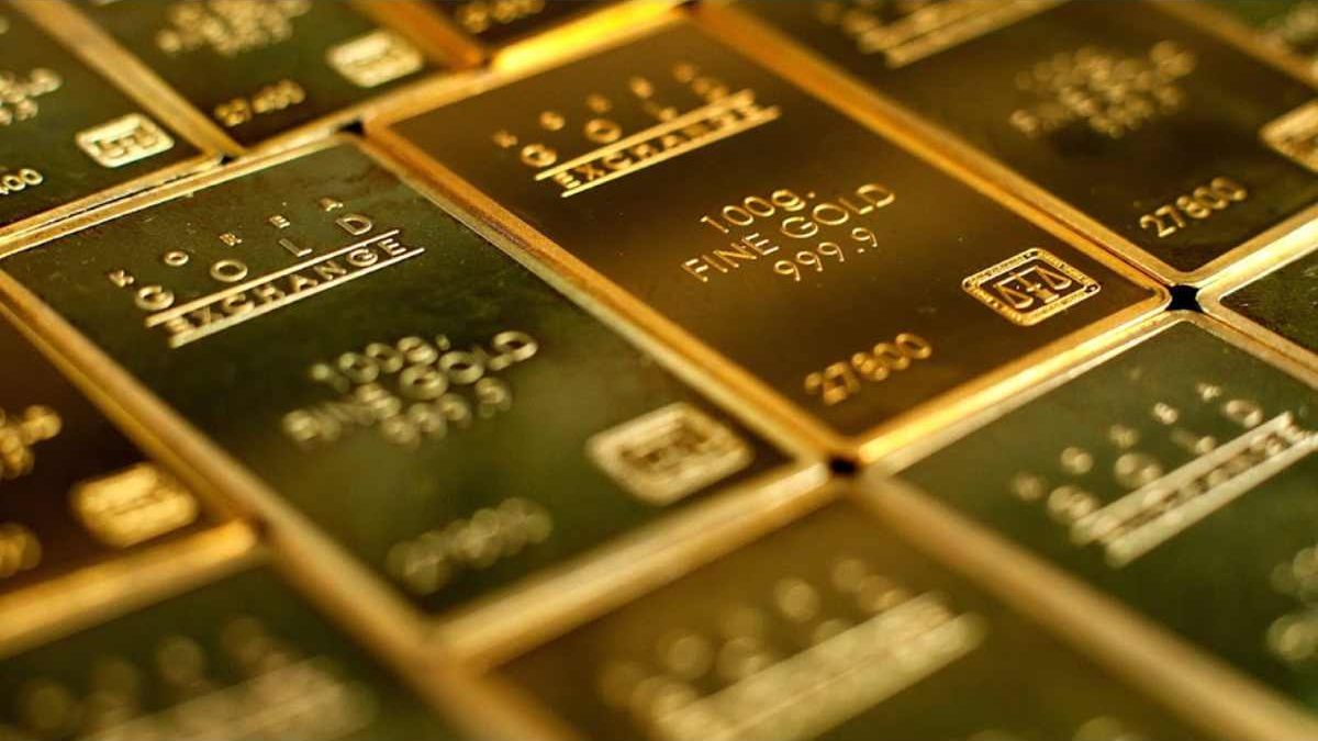 Investing In Gold For Wealth & Retirement: Should You & How To Do It