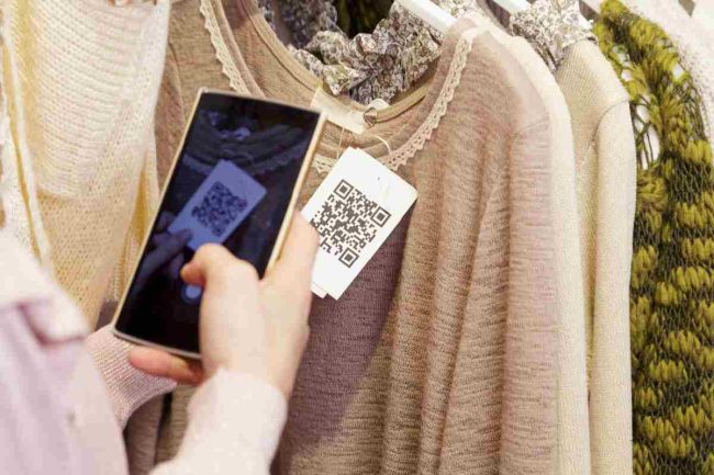 How Mobile Ads Personalize the Shopping Experience