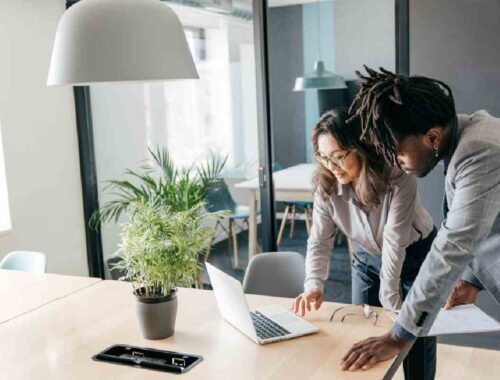 Choosing the Right Partner: A Guide to Selecting a Technical Support Provider