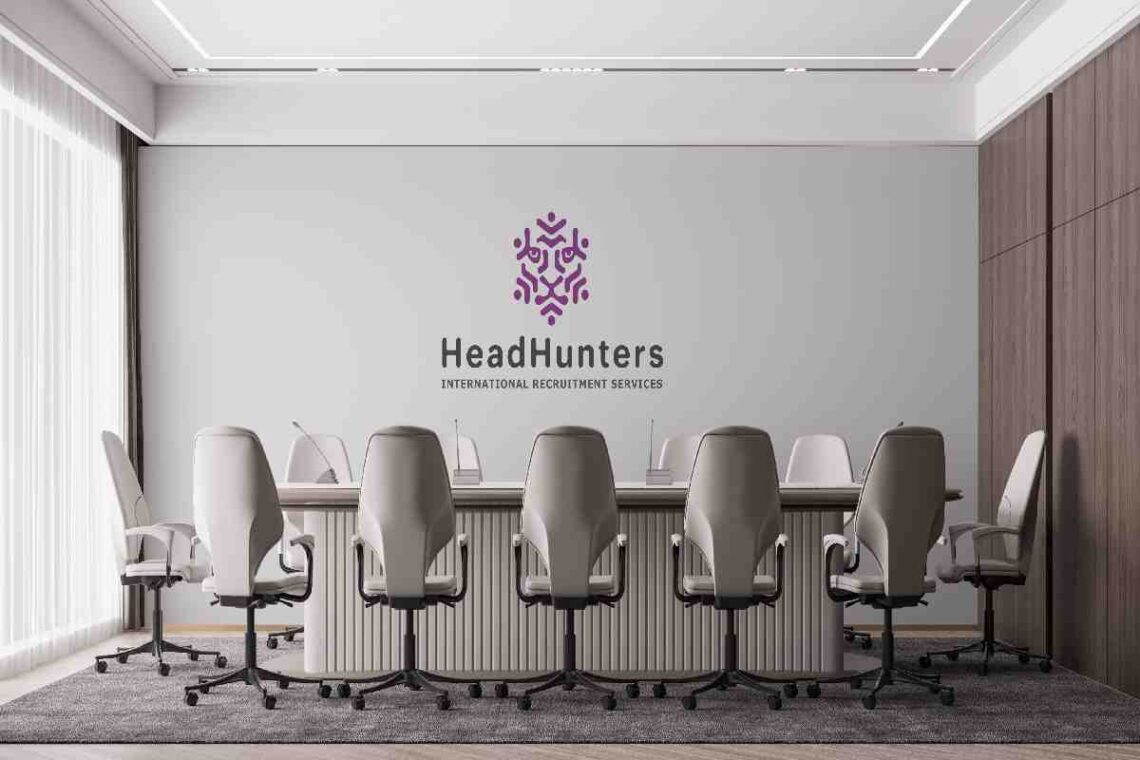 Do Headhunters Provide International Services_