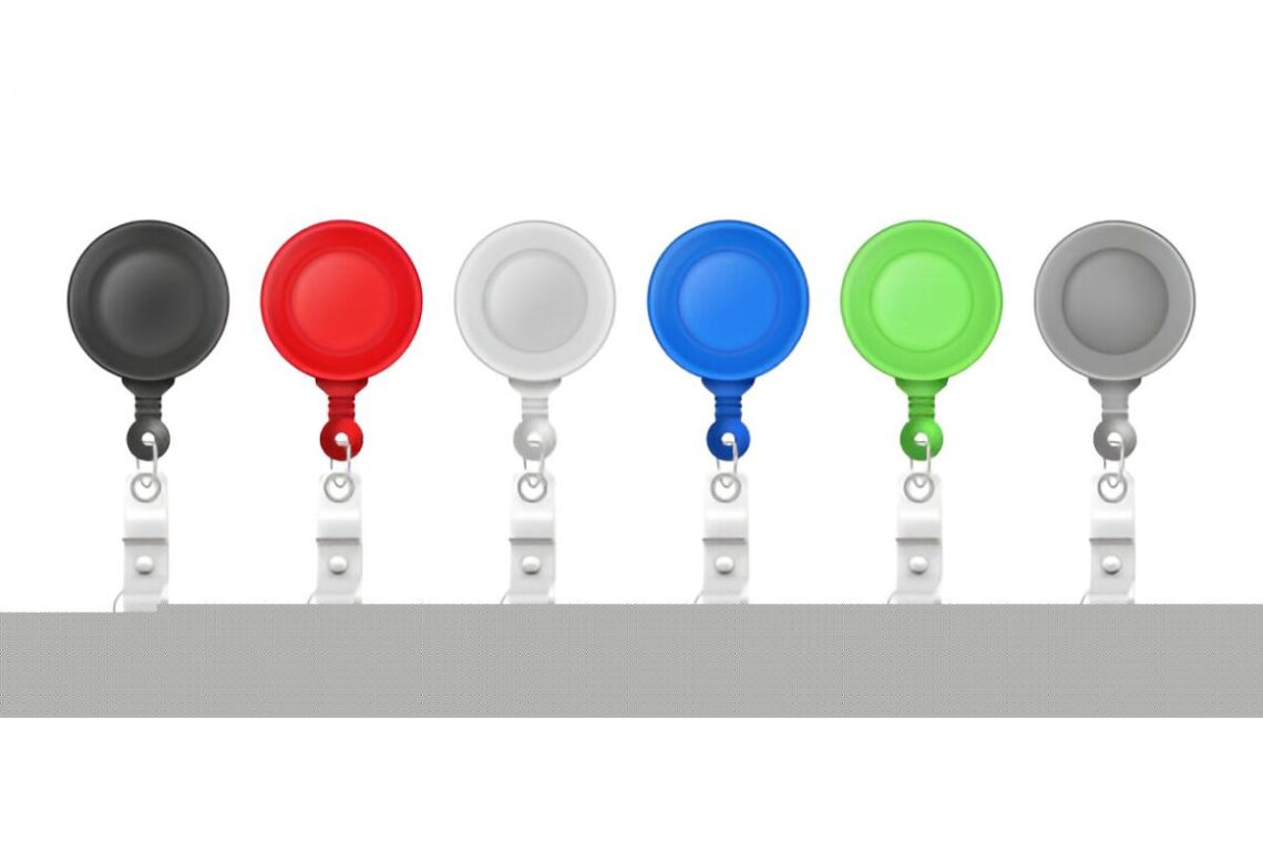 How to Pick a Custom Badge Reel Size & Style for Your Business Needs