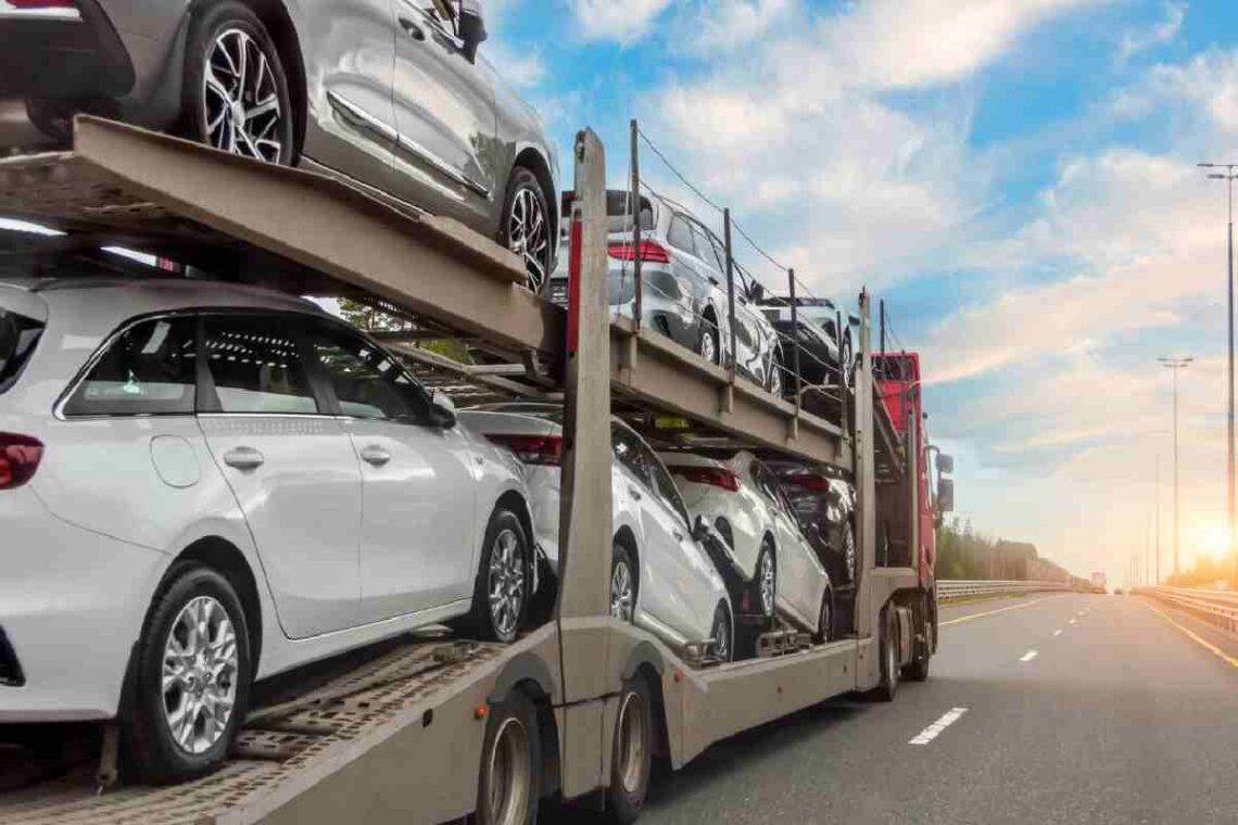 Using a Car Shipping Cost Calculator