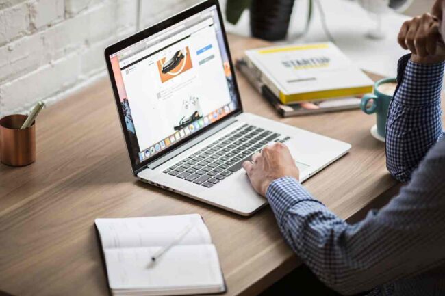 5 Tips for Successfully Selling Your Content Website