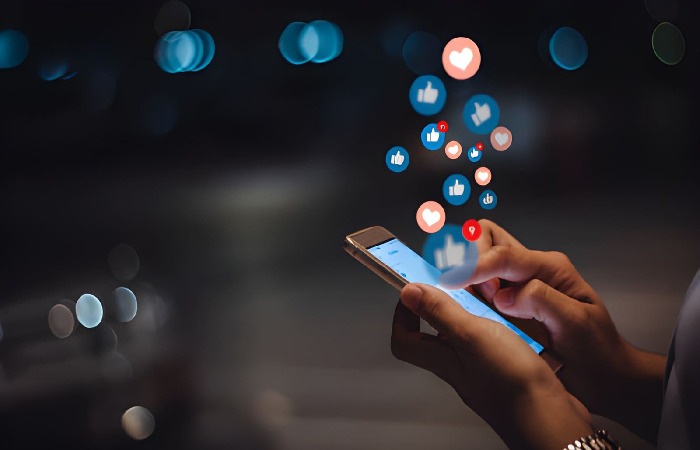 types of social networks and their uses