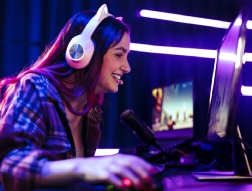 Familiarity Beats Novelty in Long-Term Player Retention